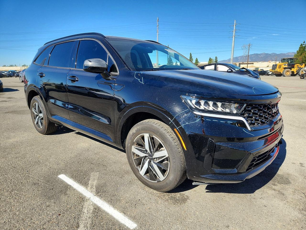 2023 Kia Sorento S - Image 4
