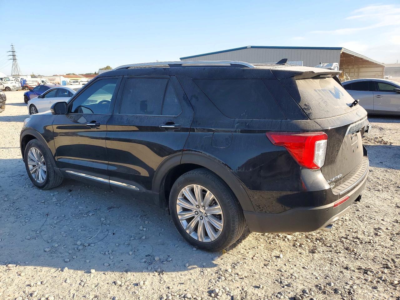 2023 Ford Explorer Limited - Image 2