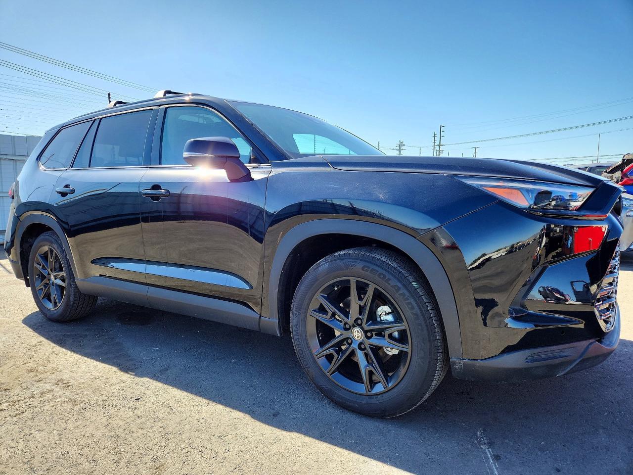 2026 Toyota Grand Highlander Hybrid Nightshade - Image 4
