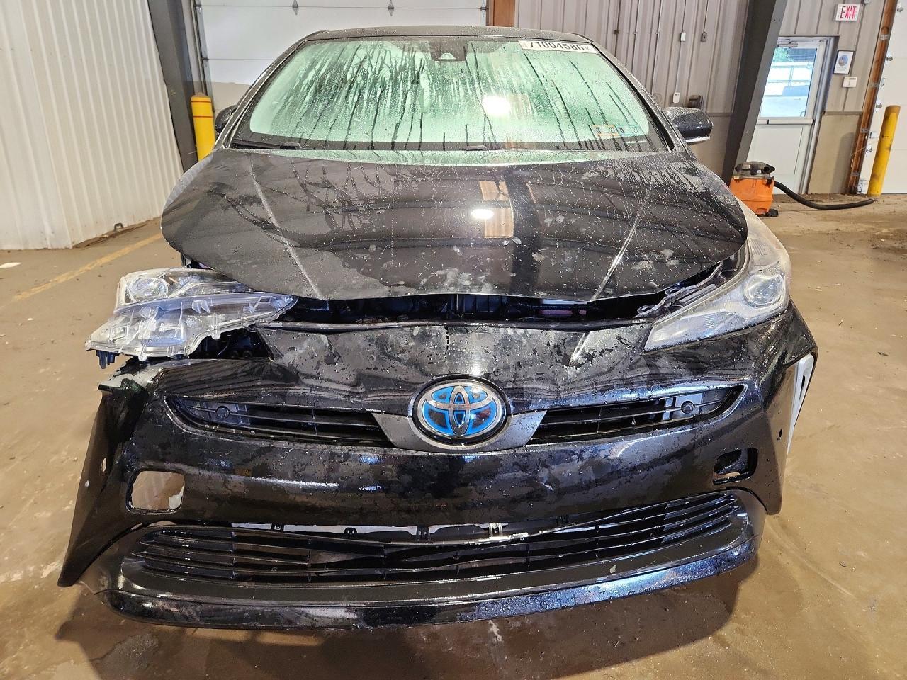 2020 Toyota Prius Le - Image 5