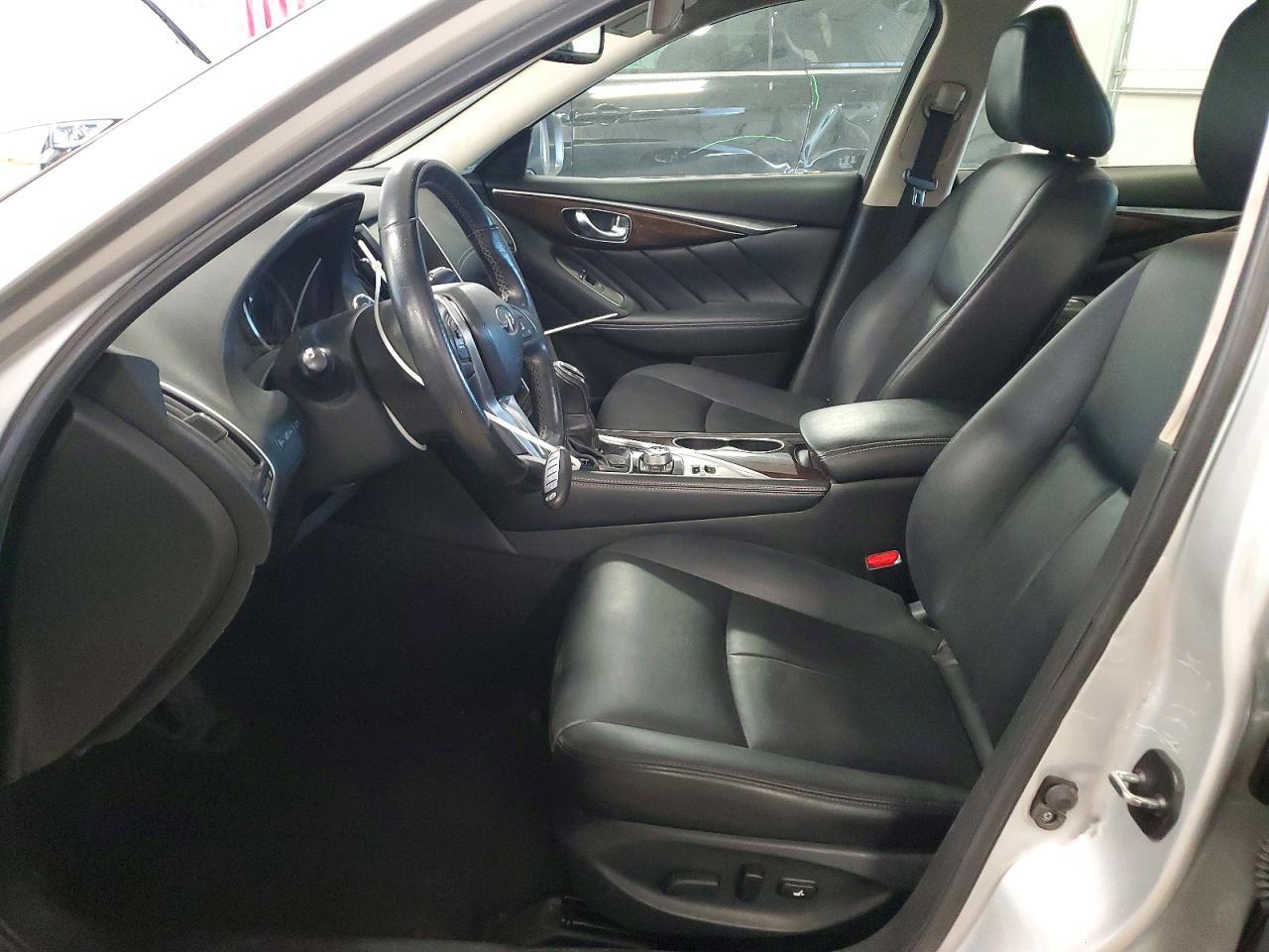 2018 Infiniti Q50 3.0T Luxe - Image 7