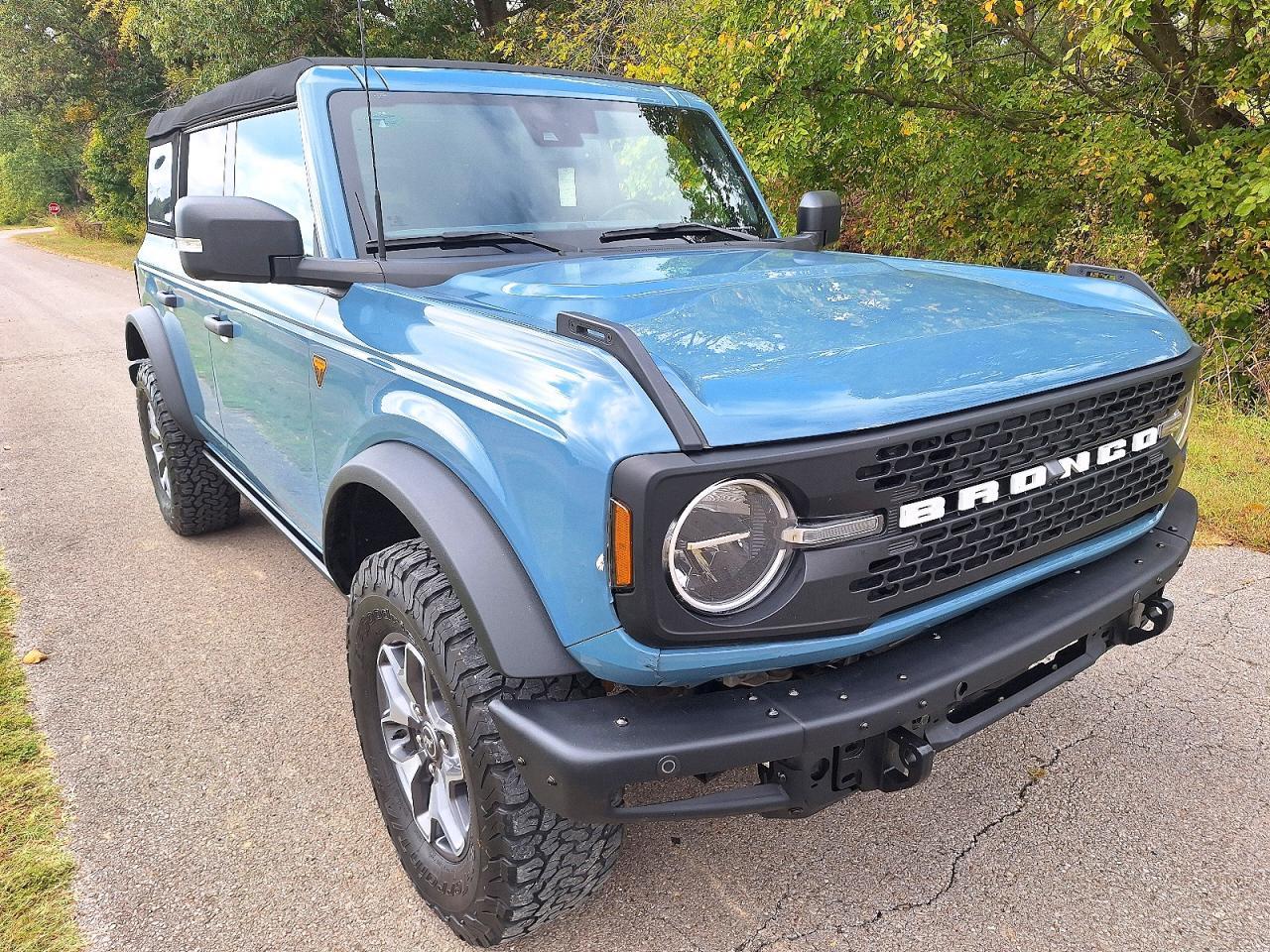 2023 Ford Bronco Base