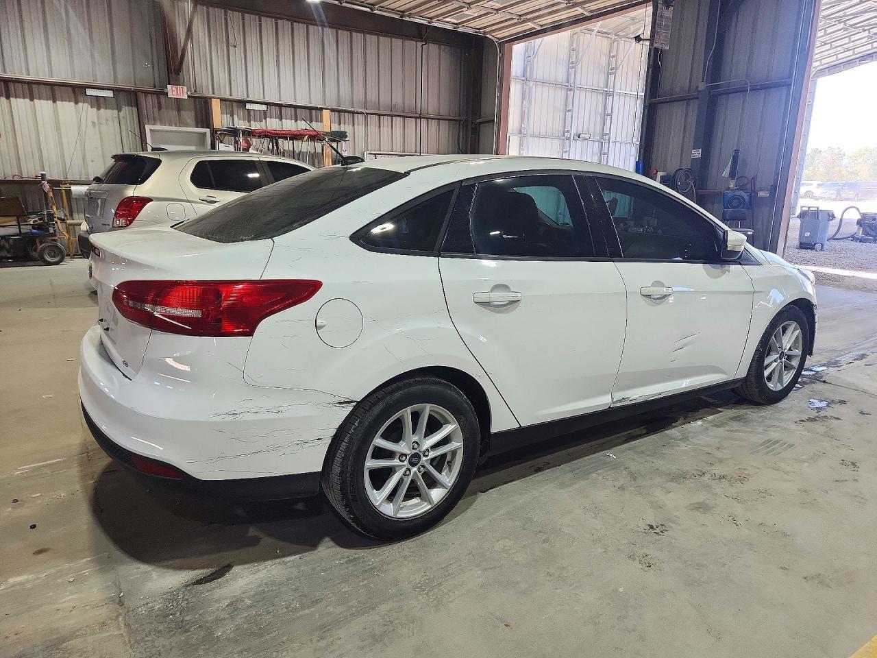 2018 Ford Focus Se - Фото 3
