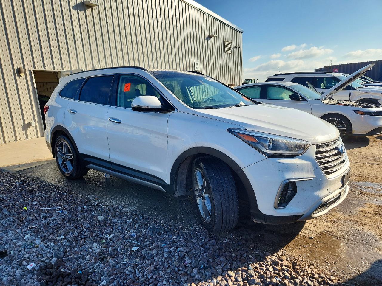 2017 Hyundai Santa Fe Limited Ultimate - Image 4