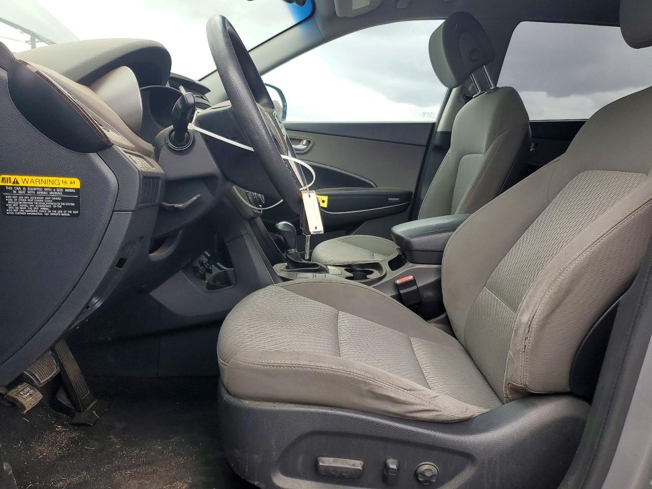 2018 Hyundai Santa Fe Se - Image 7