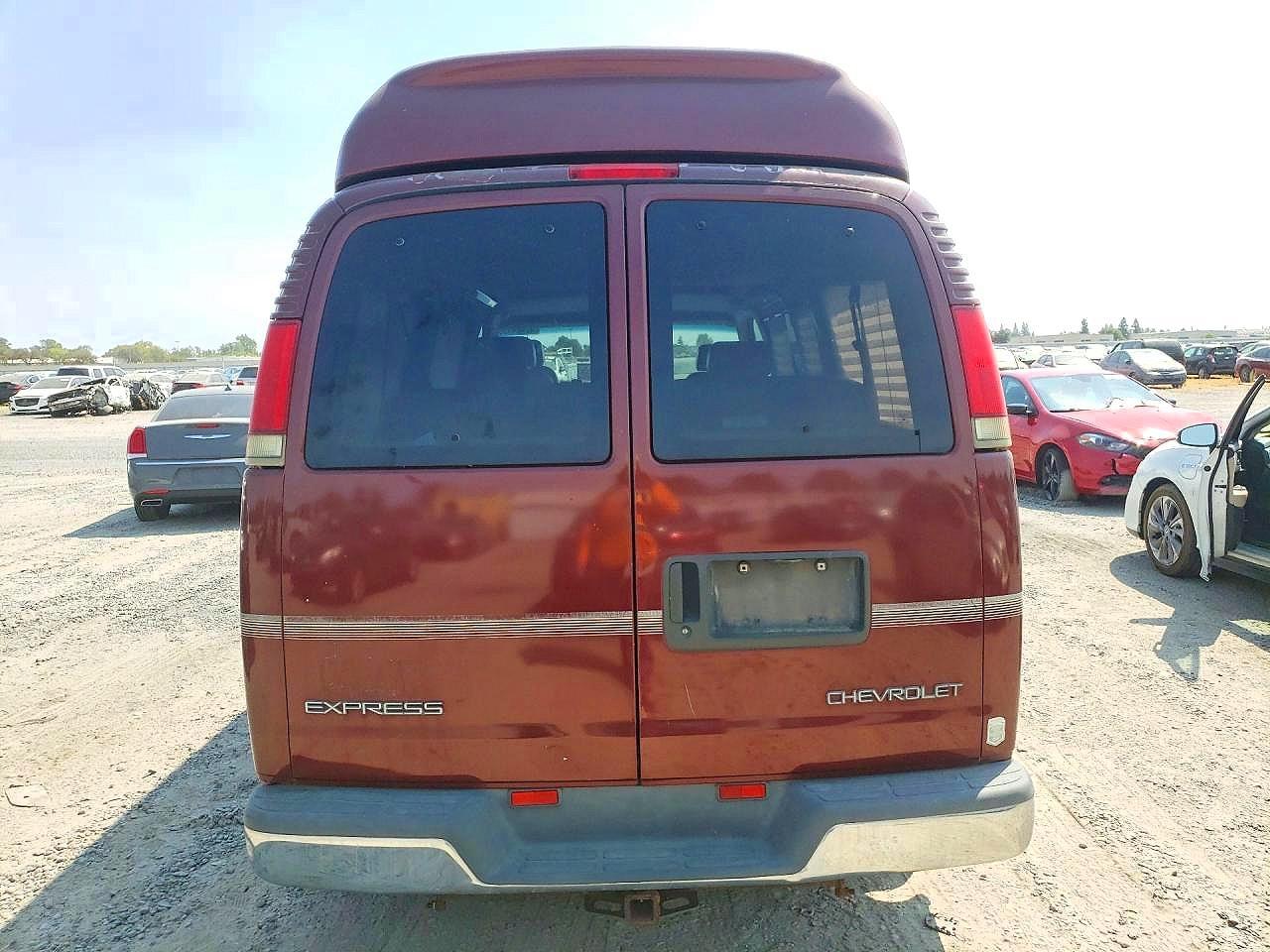 1999 Chevrolet Express G1500 - Image 6
