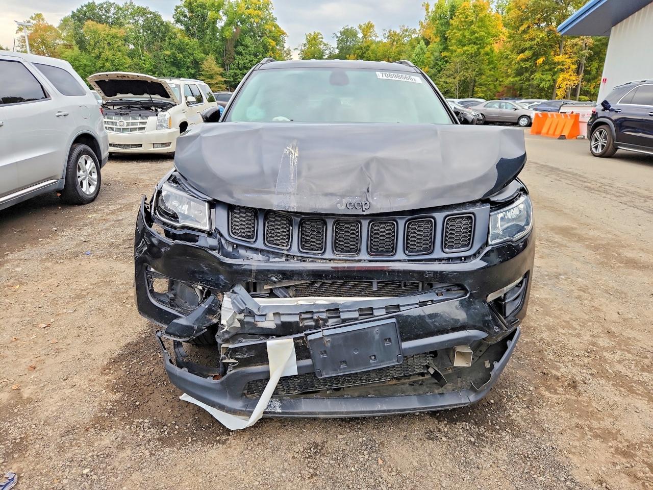 2021 Jeep Compass Latitude - Image 5