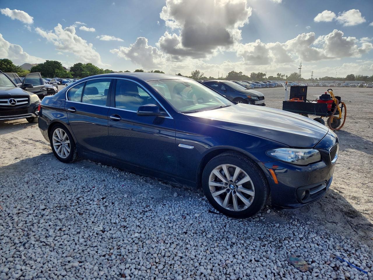 2016 BMW 535 Xi - Фото 4