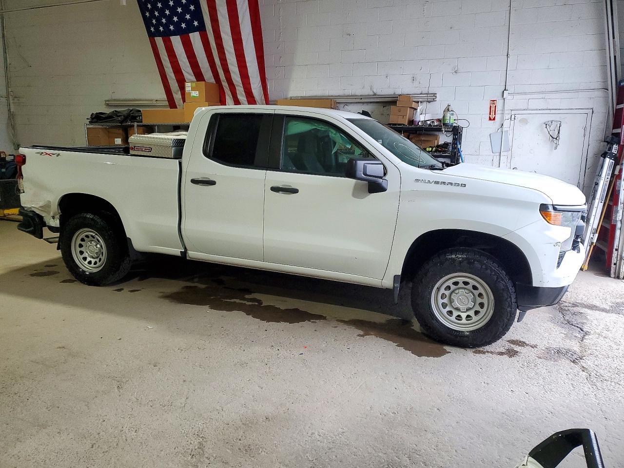 2022 Chevrolet Silverado K1500 - Фото 4