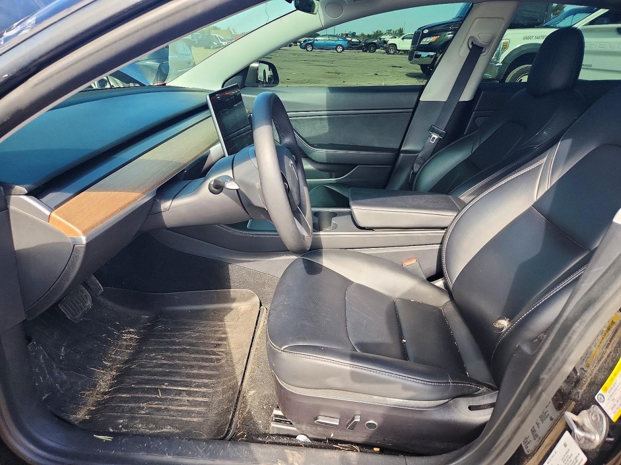 2021 Tesla Model 3 - Image 7