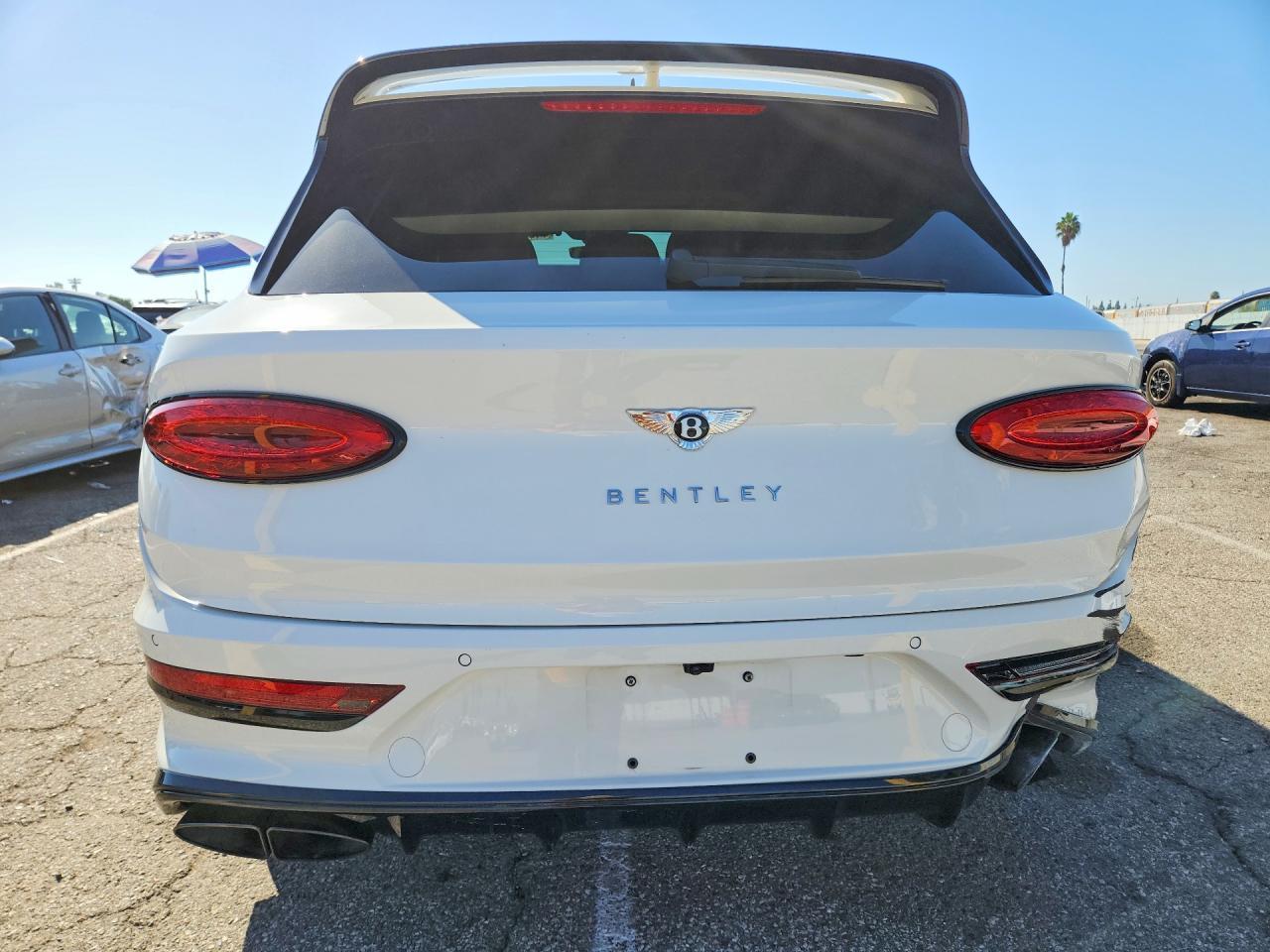 2023 Bentley Bentayga - Фото 6