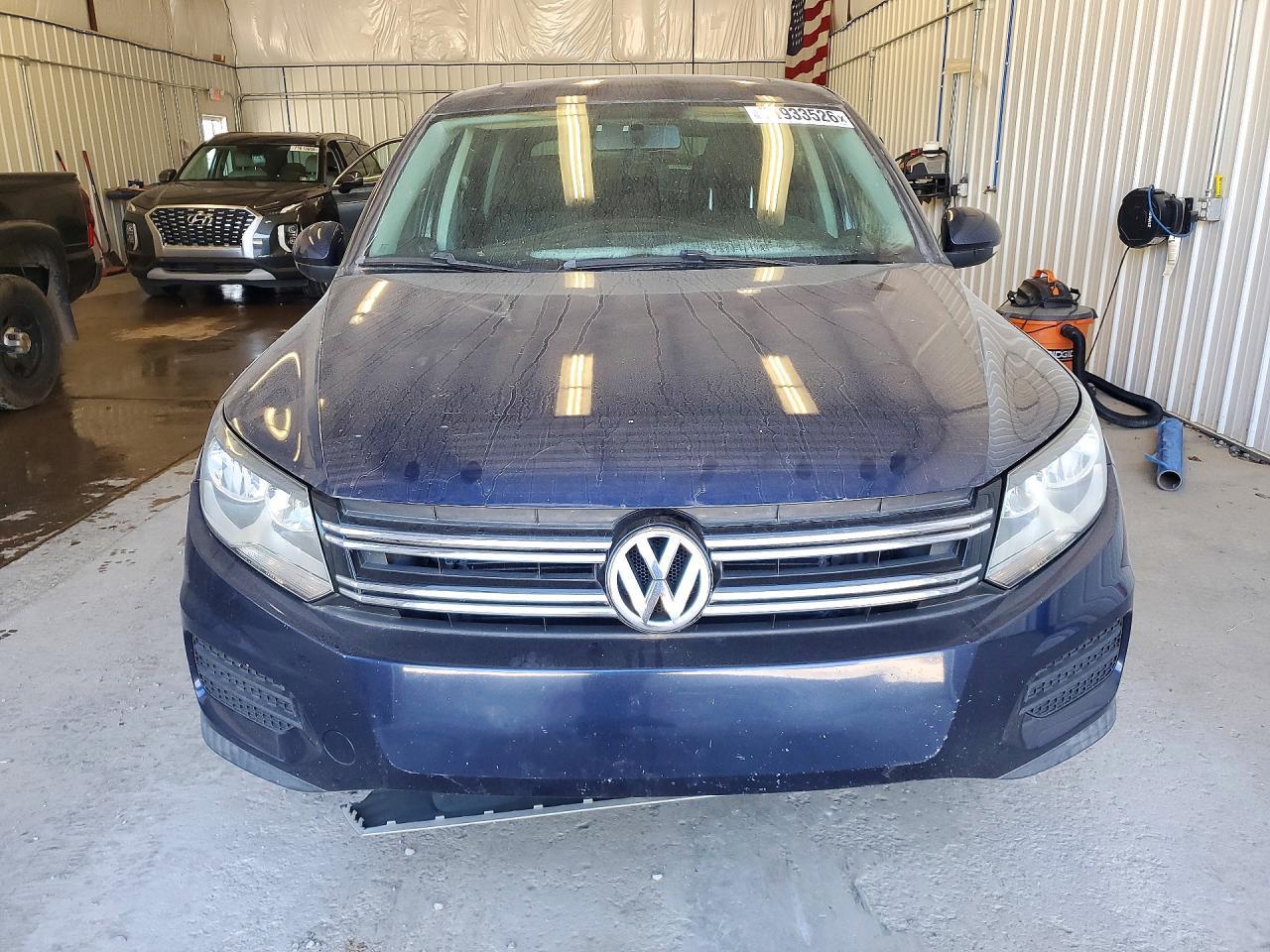 2013 Volkswagen Tiguan S - Фото 5
