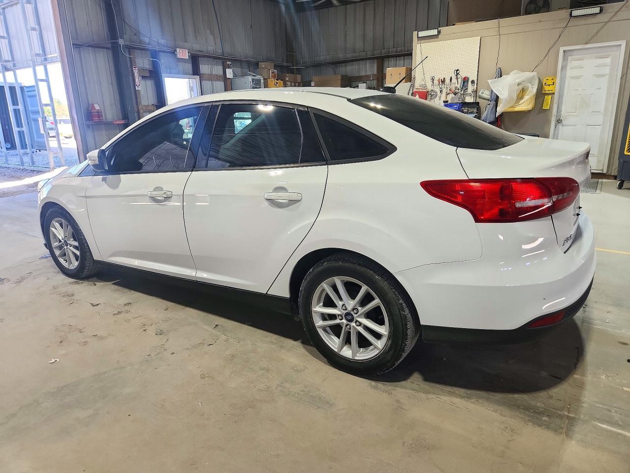 2018 Ford Focus Se - Фото 2