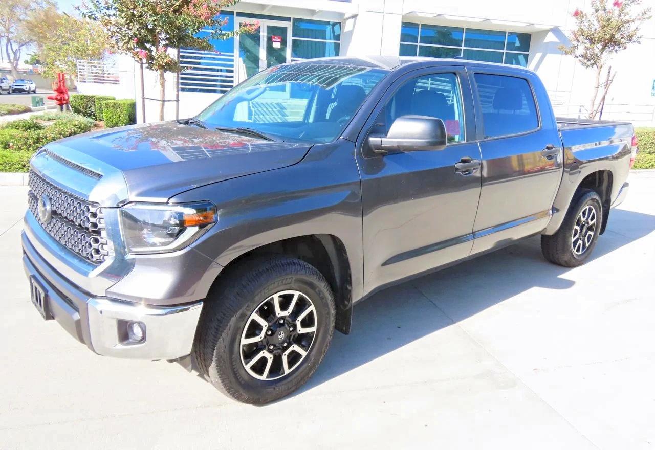 2021 Toyota Tundra Crewmax Sr5 - Фото 2