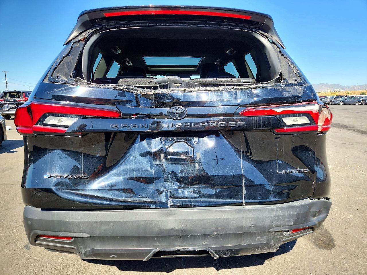 2026 Toyota Grand Highlander Hybrid Nightshade - Image 6