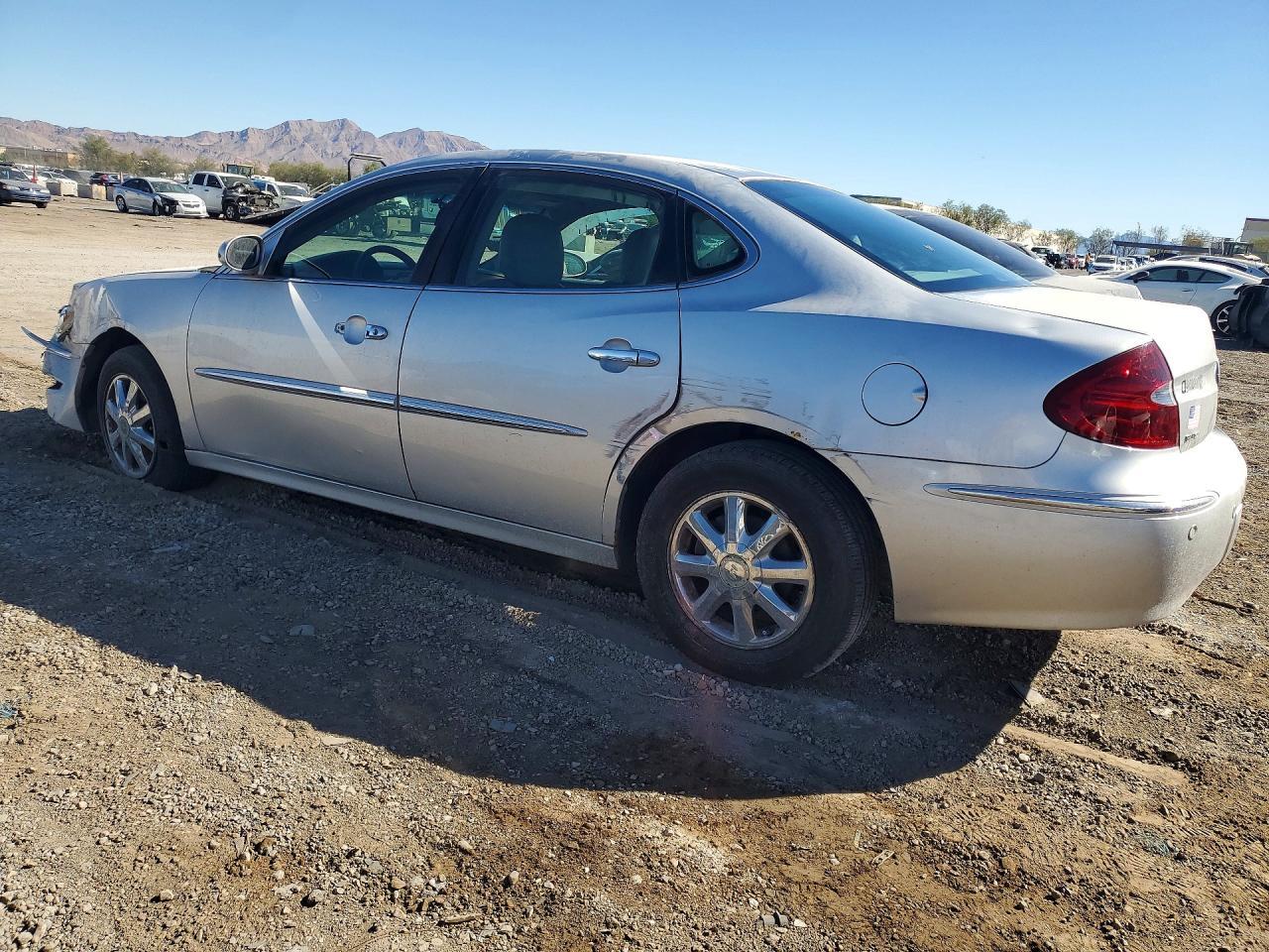 2005 Buick Lacrosse Cxl - Image 2