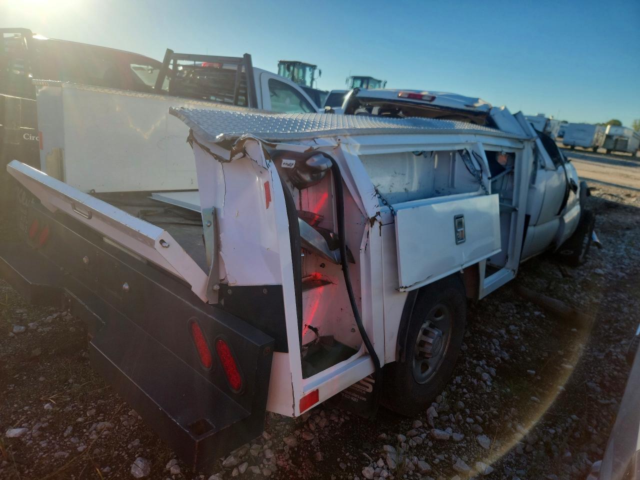 2007 Chevrolet Silverado K2500 Heavy Duty - Image 3