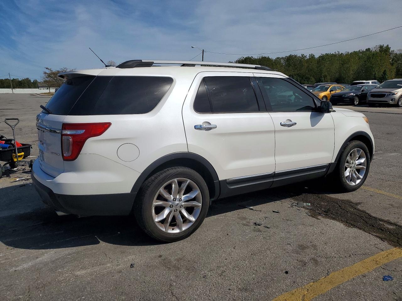 2013 Ford Explorer Xlt - Фото 3