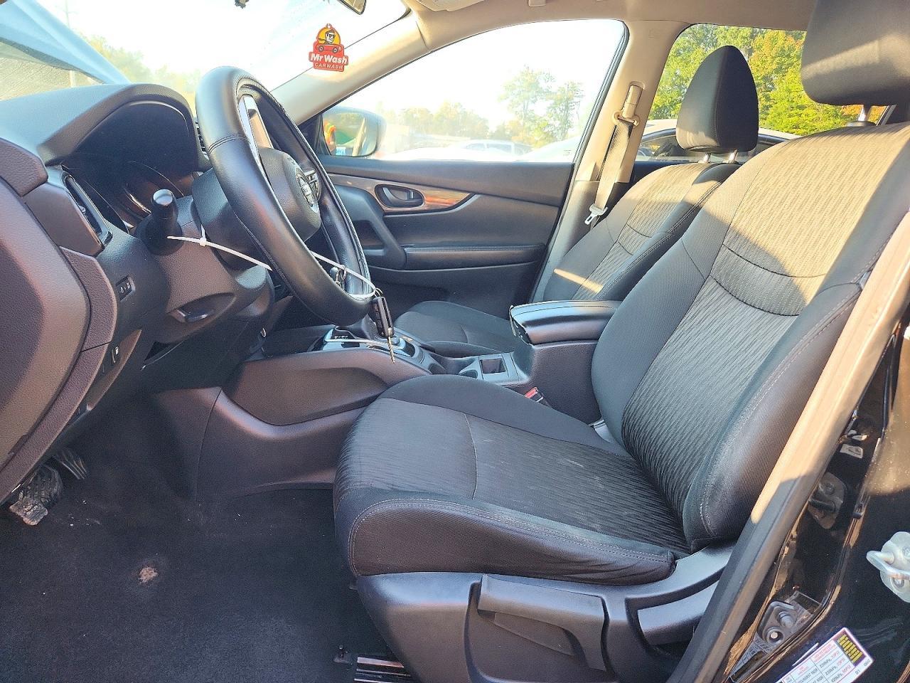 2019 Nissan Rogue S - Фото 7