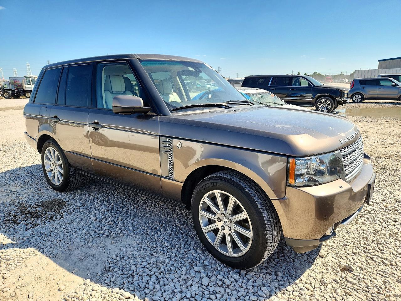 2011 Land Rover Range Rover Hse Luxury - Image 4