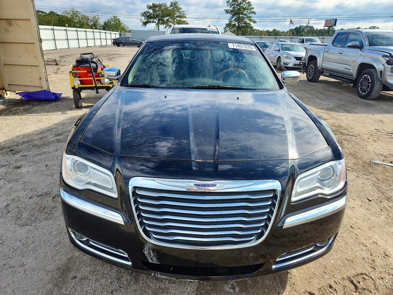 2013 Chrysler 300C - Image 5