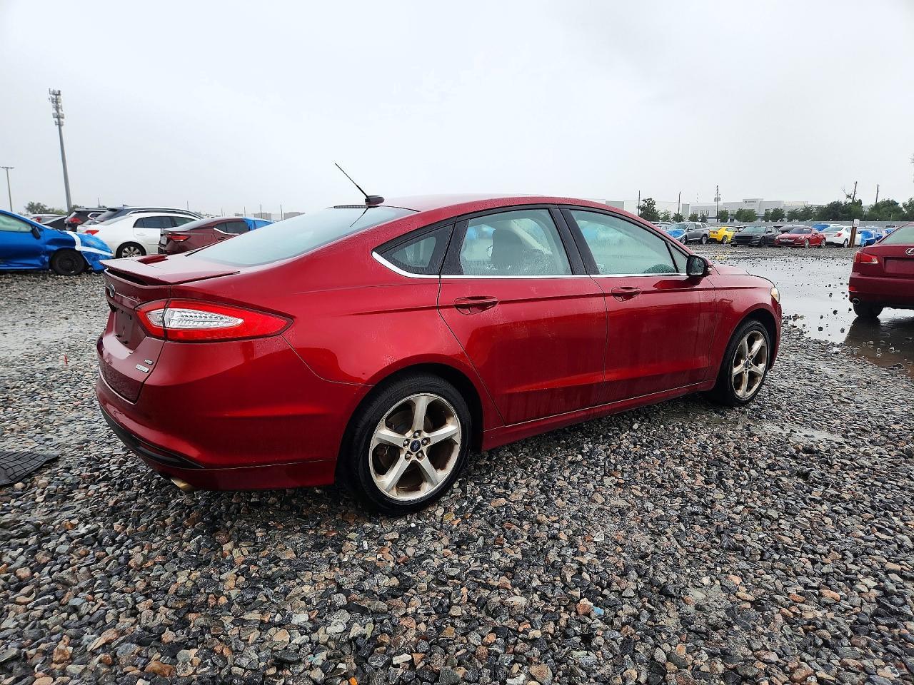 2014 Ford Fusion Se - Фото 3