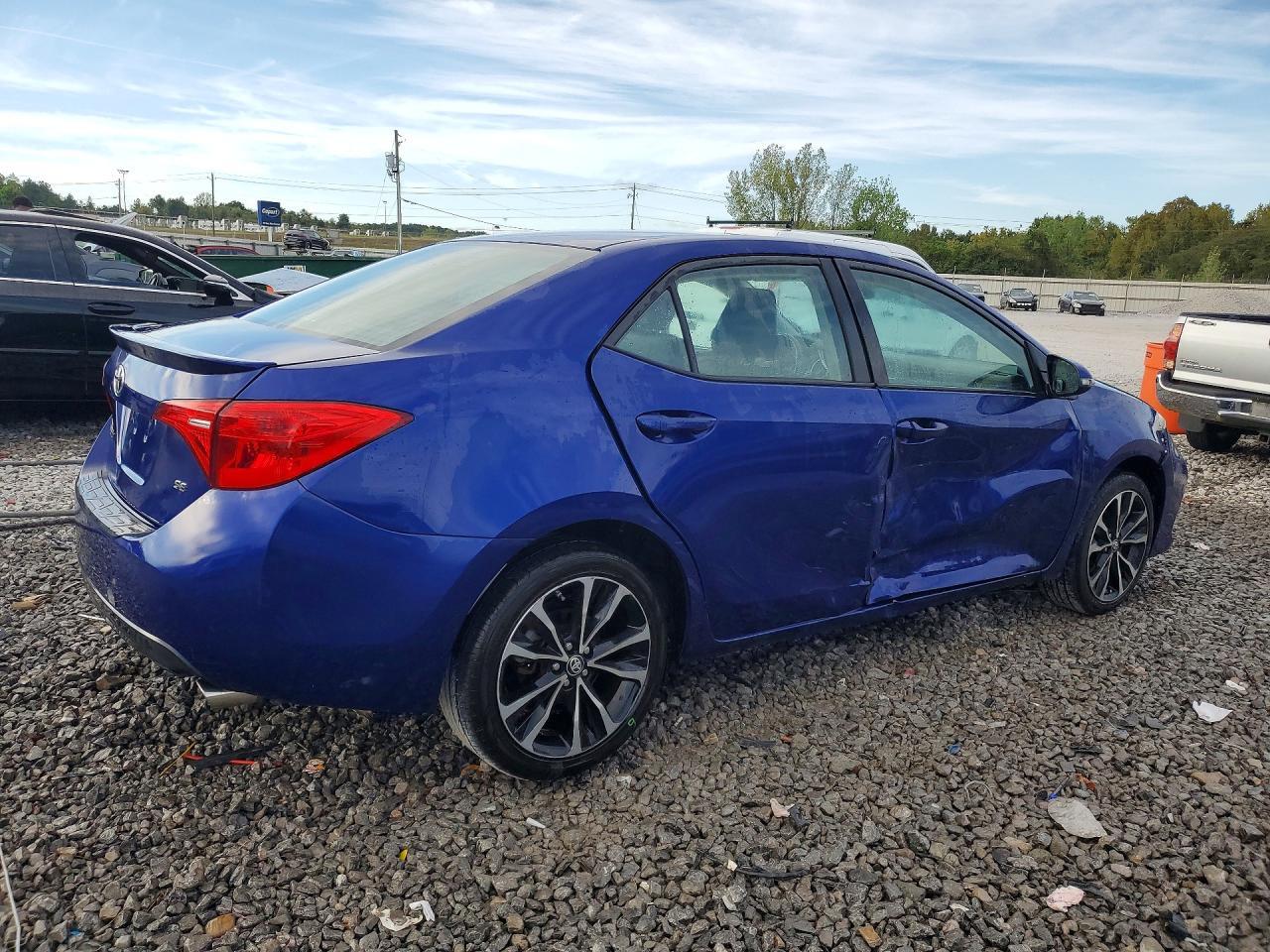 2019 Toyota Corolla Se - Image 3