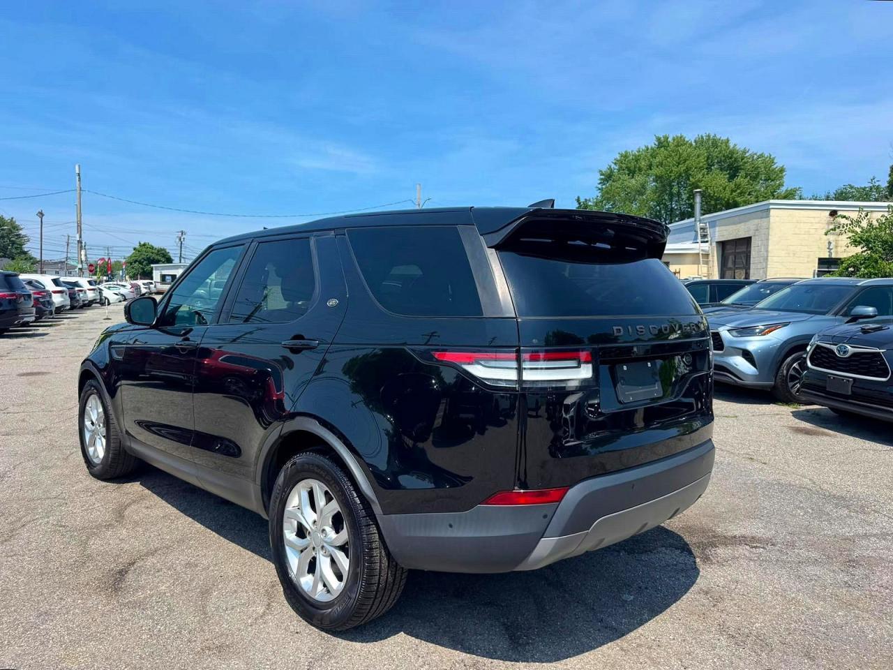 2020 Land Rover Discovery Se - Image 3