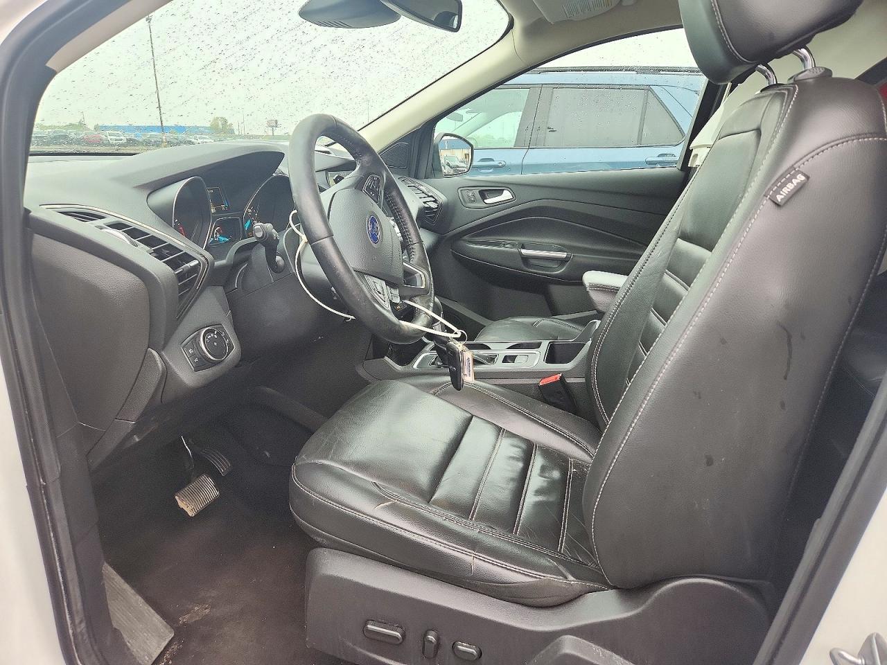 2017 Ford Escape Titanium - Image 7