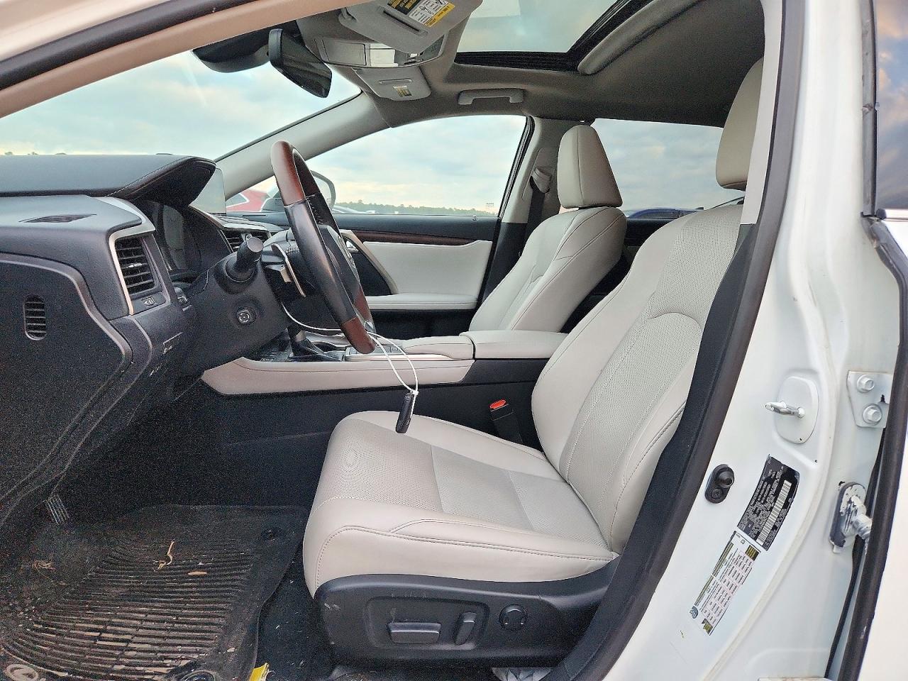 2021 Lexus Rx 350 - Image 7