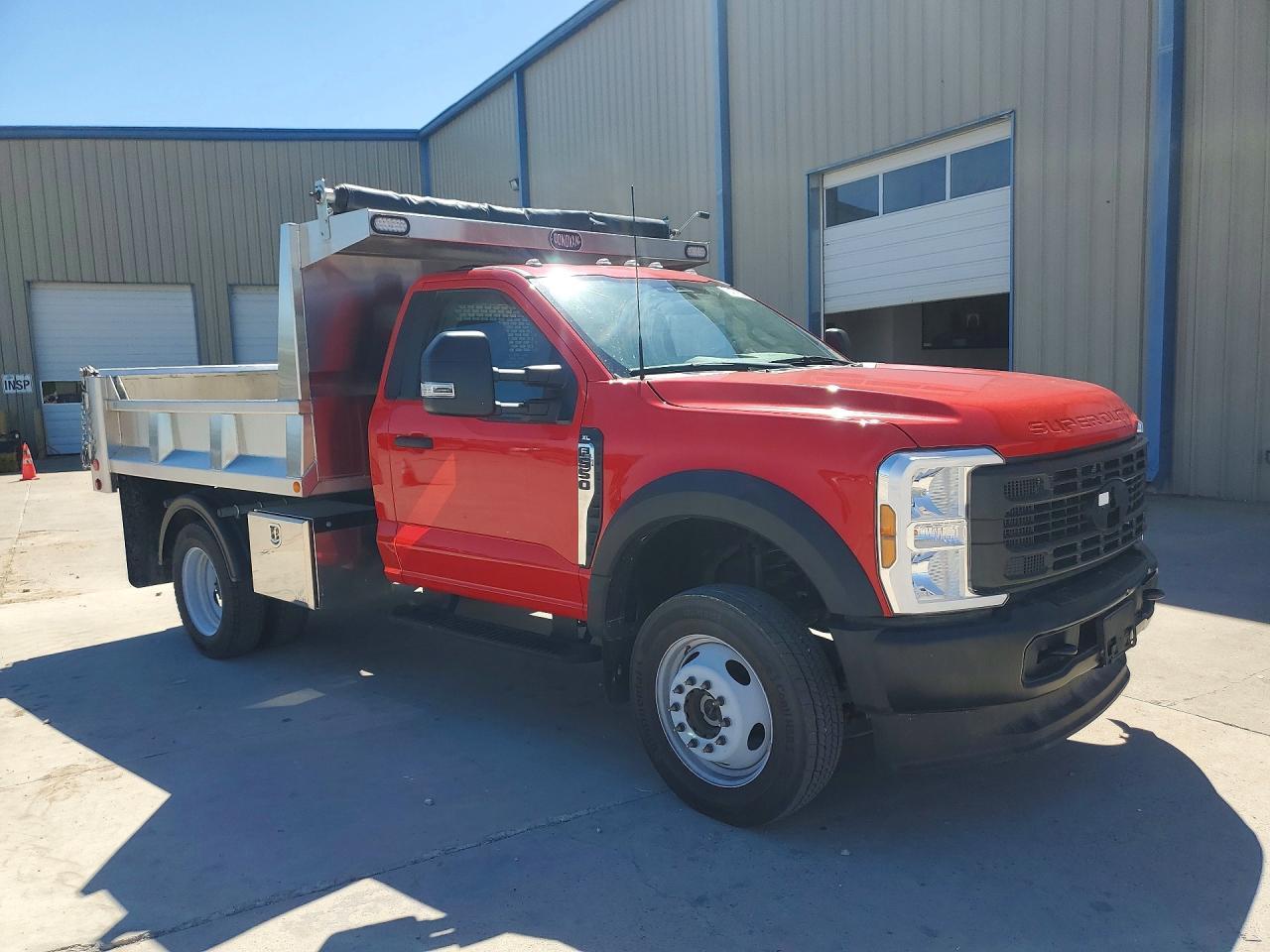 2024 Ford F550 Super Duty Dump Truck - Image 4