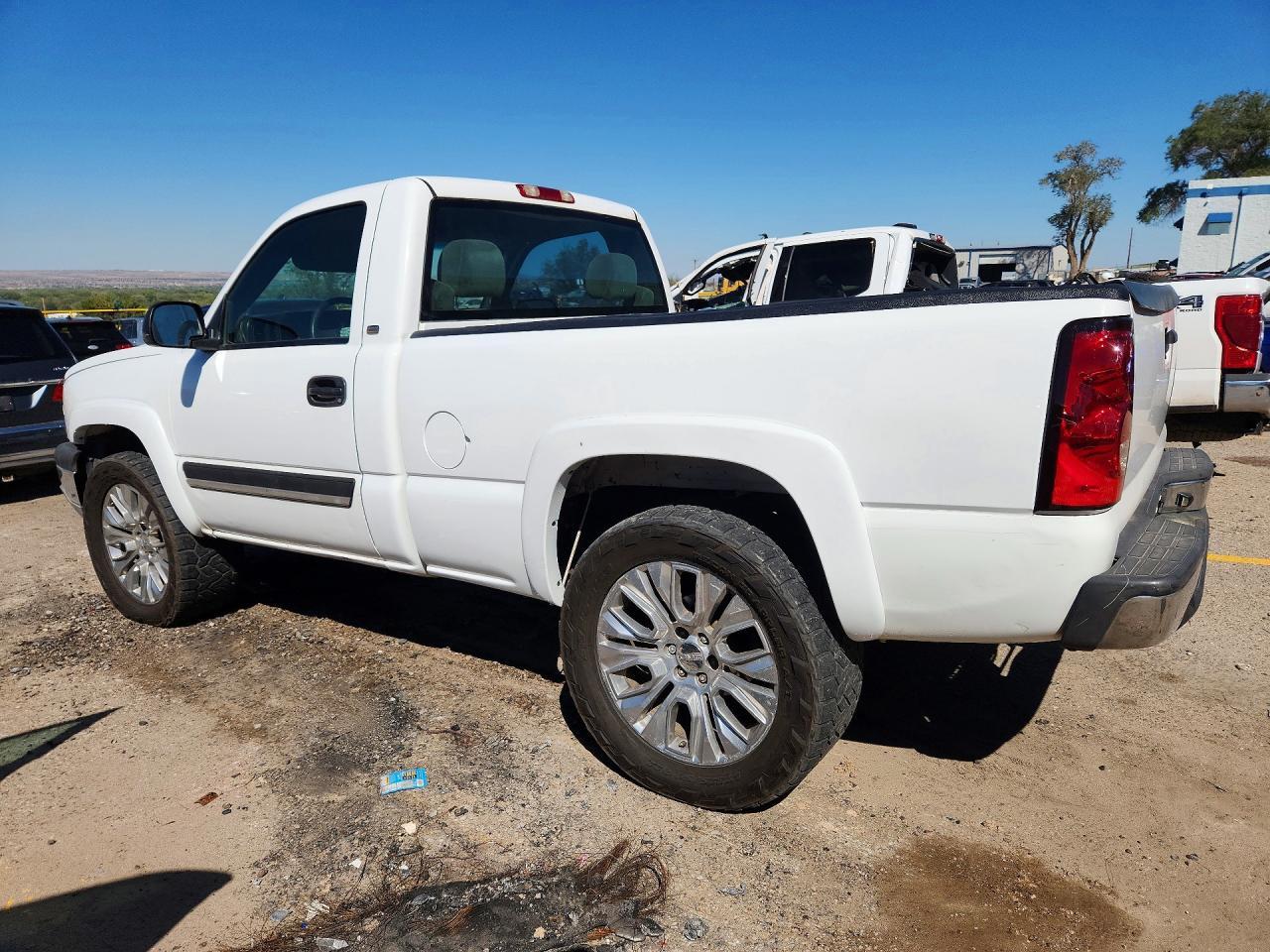 2003 Chevrolet Silverado K1500 - Фото 2