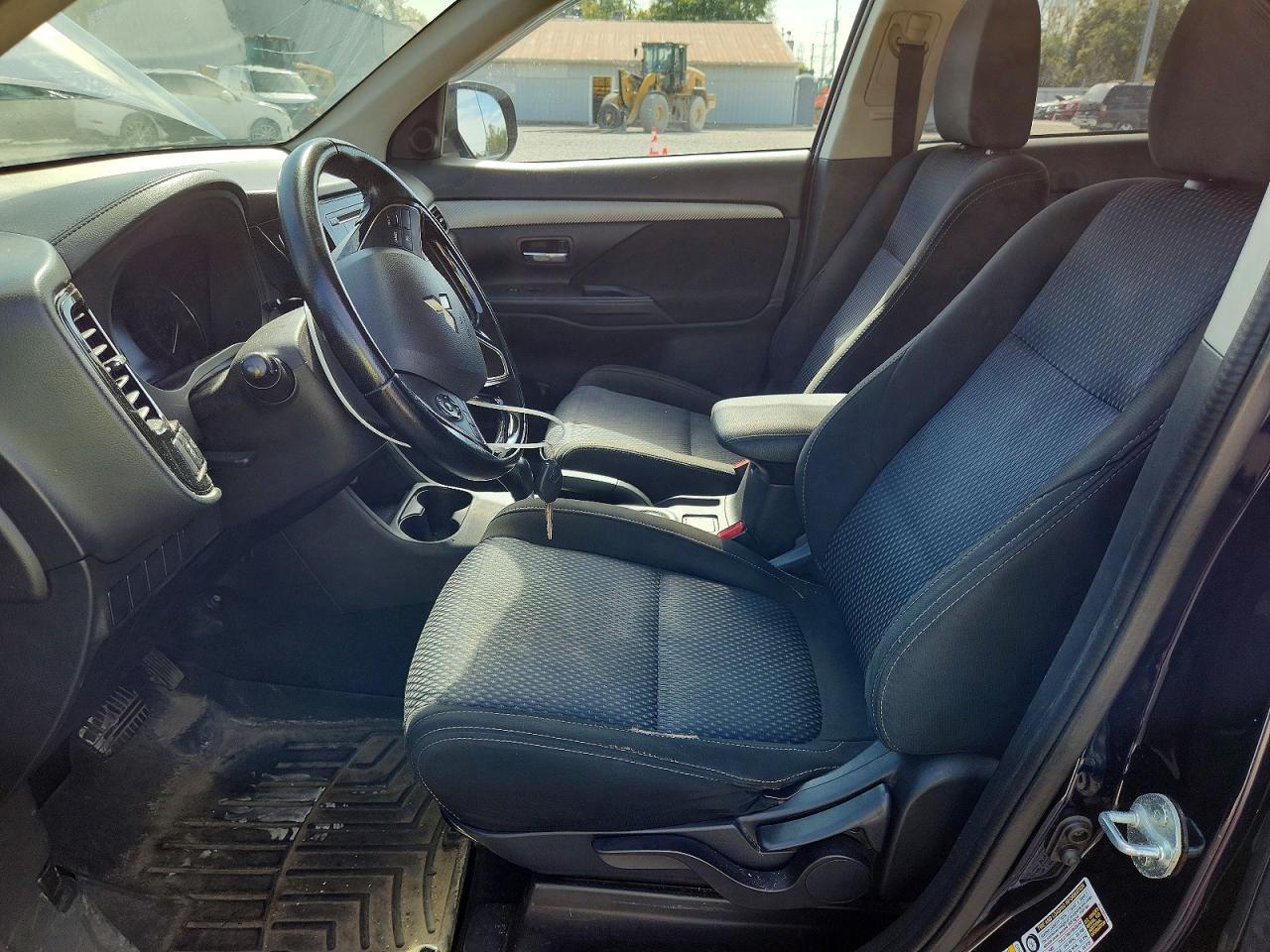 2016 Mitsubishi Outlander Se - Image 7