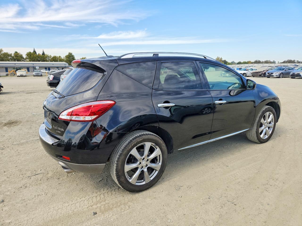2014 Nissan Murano S - Image 3