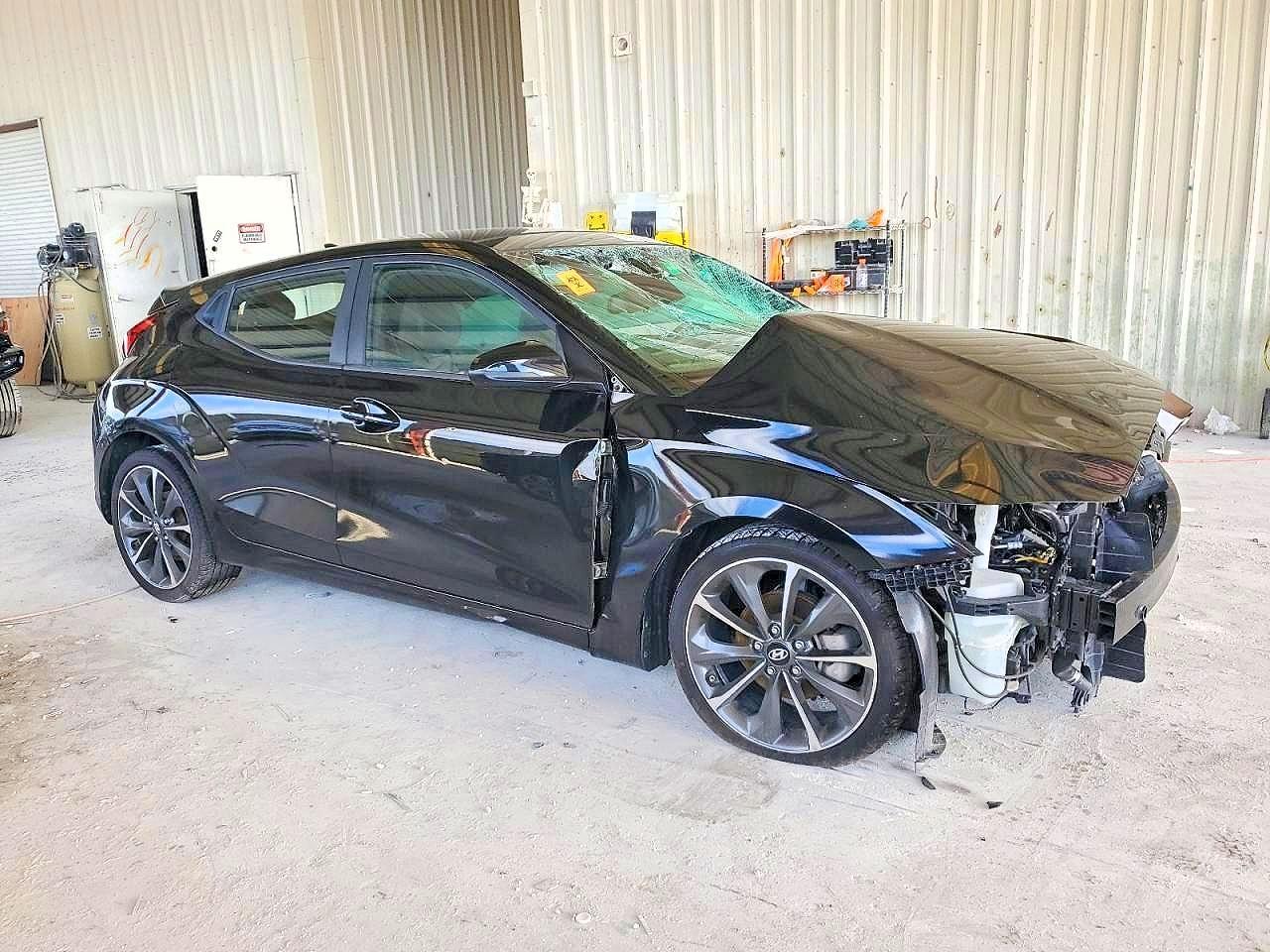 2020 Hyundai Veloster 2.0L Premium - Фото 4