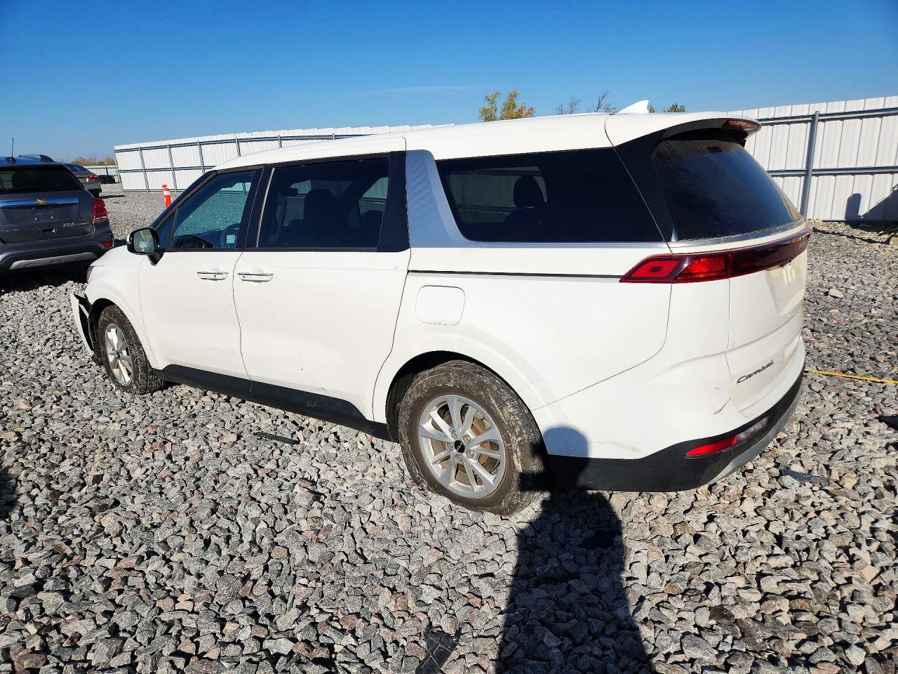 2022 Kia Carnival Lx - Фото 2