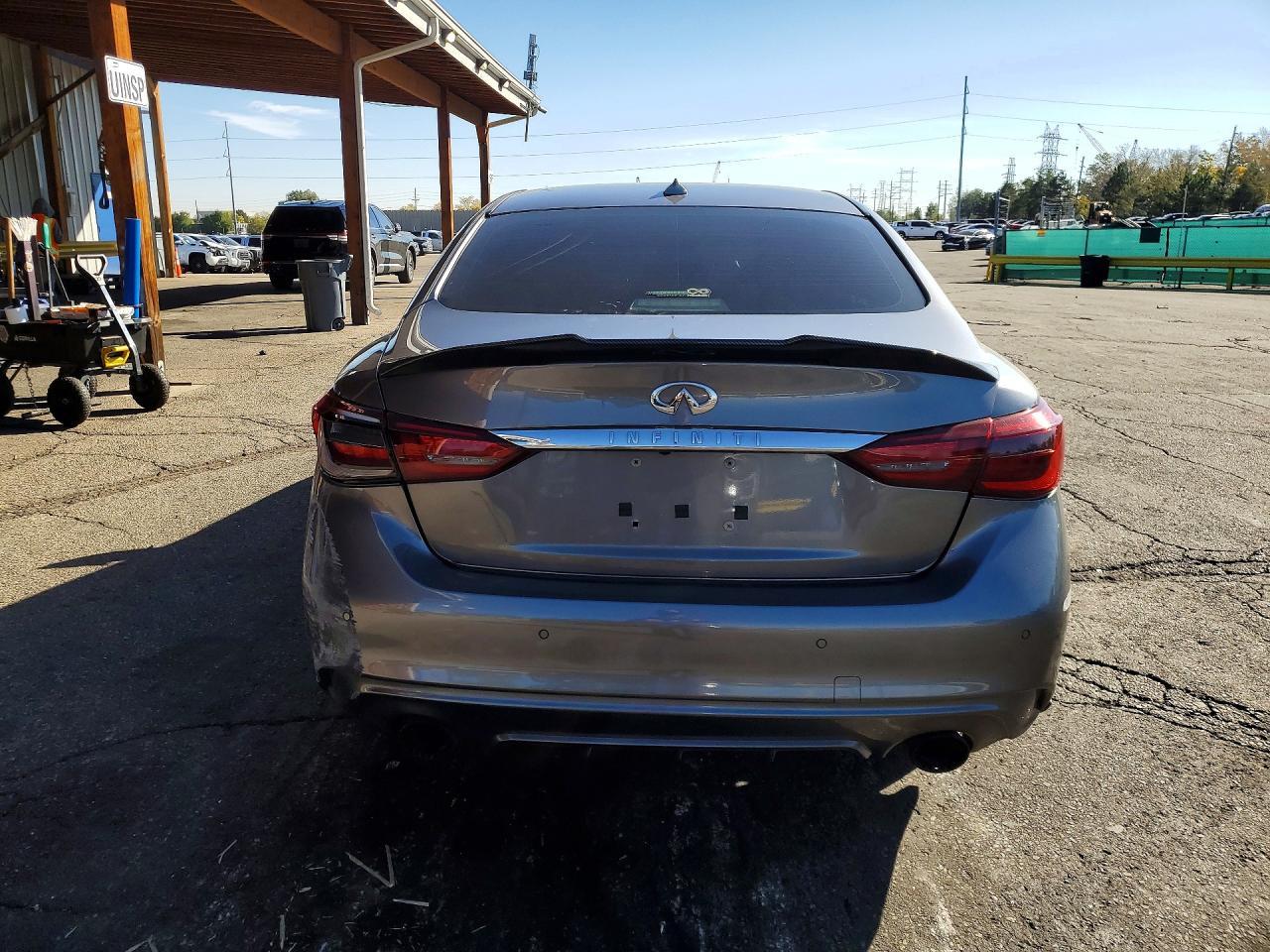 2018 Infiniti Q50 Red Sport 400 - Image 6