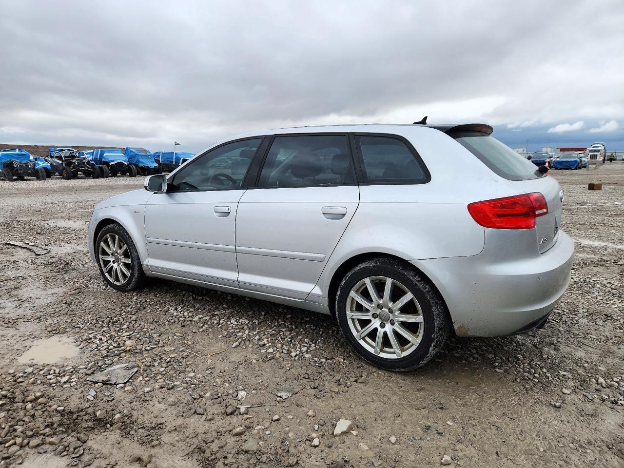 2011 Audi A3 Premium Plus - Фото 2