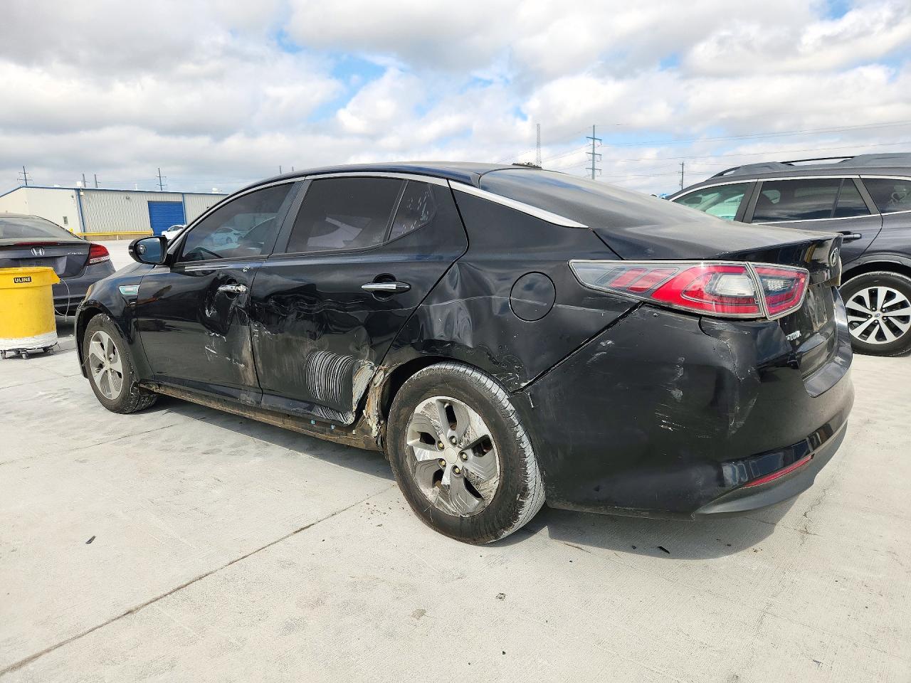 2014 Kia Optima Hybrid - Image 2