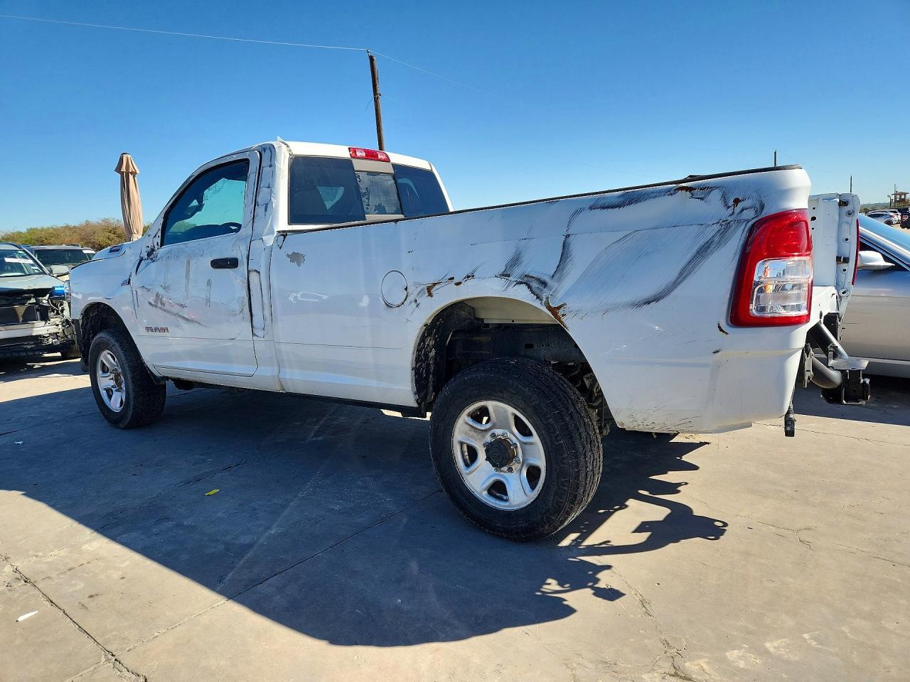 2022 Ram 2500 Tradesman - Фото 2