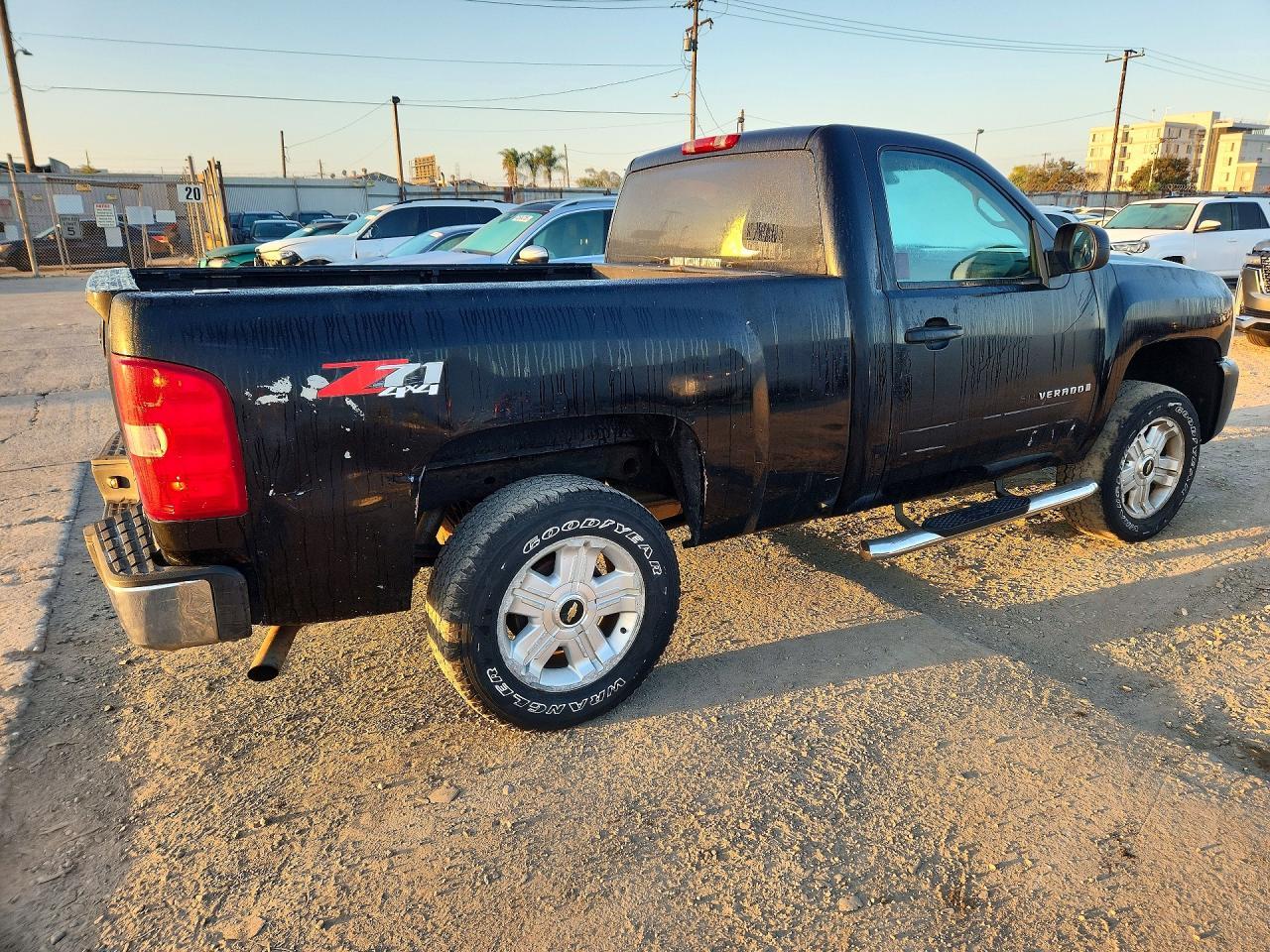 2009 Chevrolet Silverado K1500 Lt - Image 3