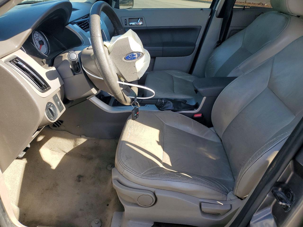 2010 Ford Focus Sel - Фото 7