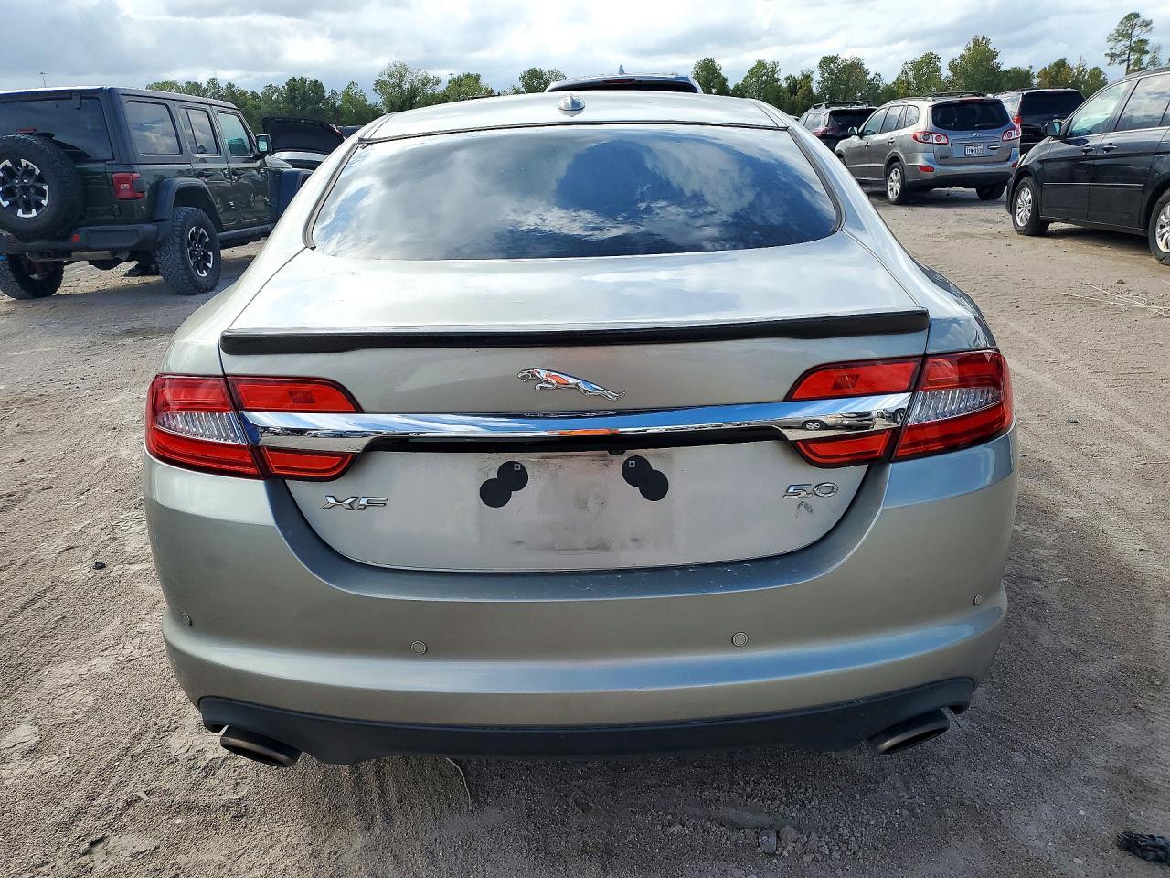 2012 Jaguar Xf Portfolio - Image 6