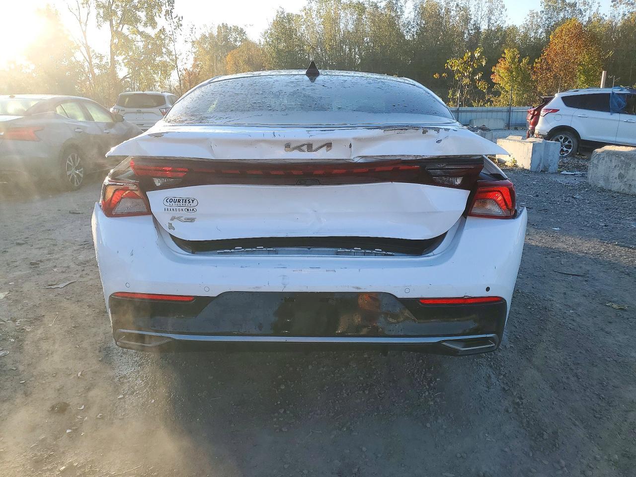2022 Kia K5 Ex - Image 6