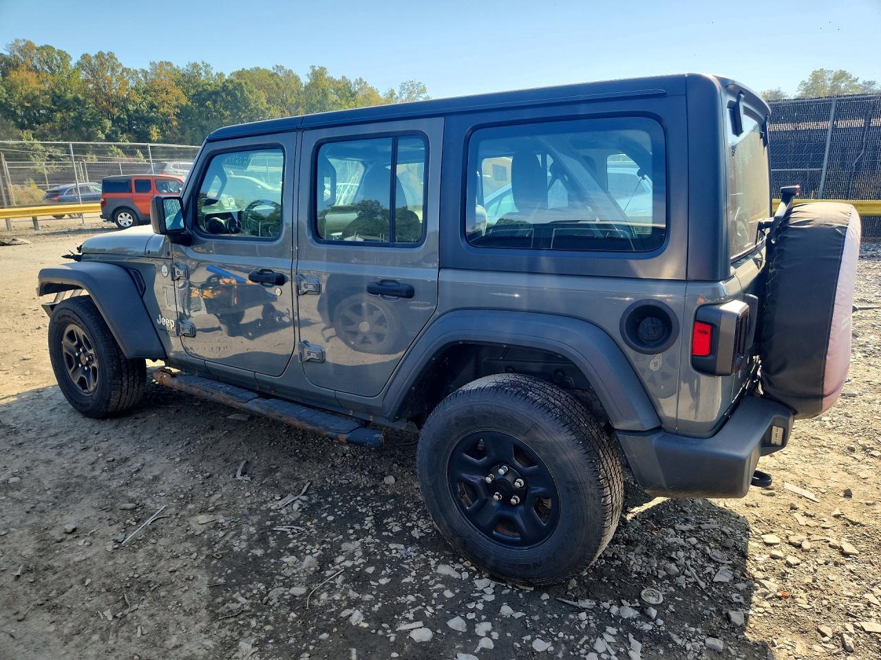 2018 Jeep Wrangler Unlimited Sport - Фото 2