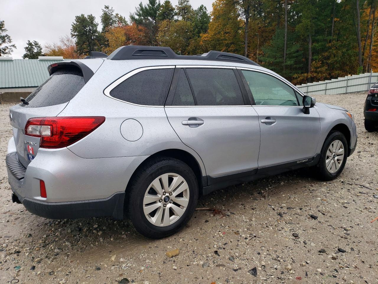 2017 Subaru Outback 2.5I Premium - Фото 3