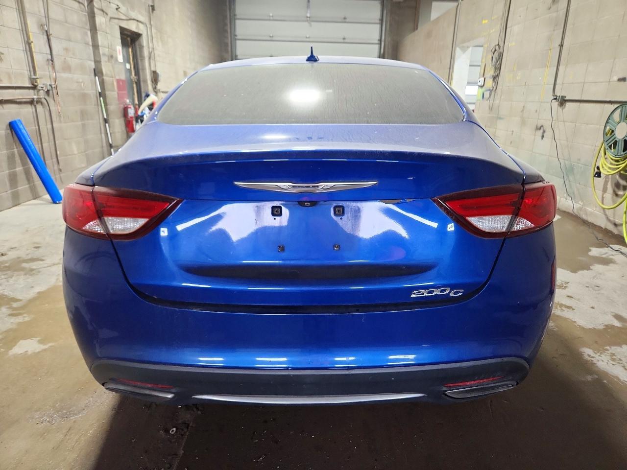 2015 Chrysler 200 C - Image 6