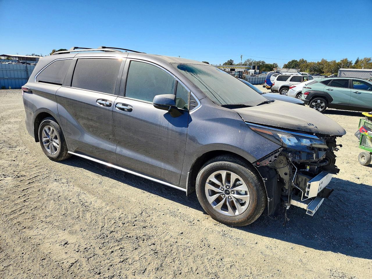 2025 Toyota Sienna Xle 7-Passenger - Фото 4