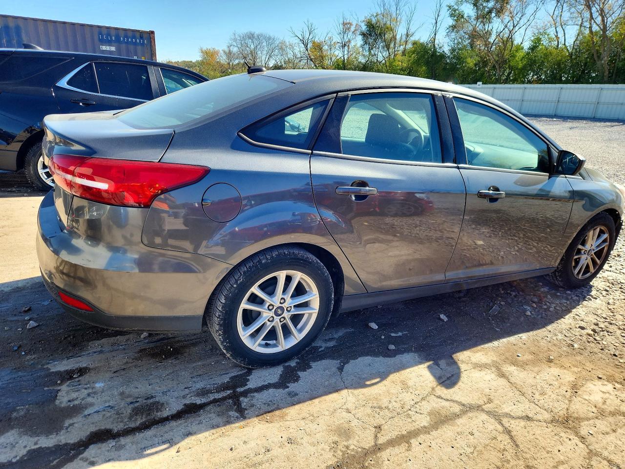 2018 Ford Focus Se - Фото 2