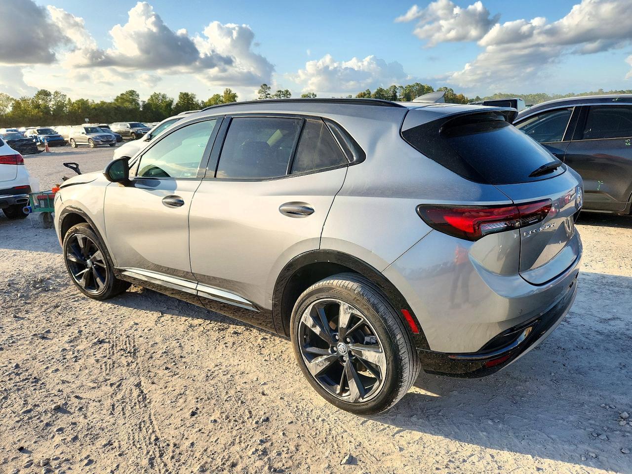 2023 Buick Envision Preferred - Фото 2
